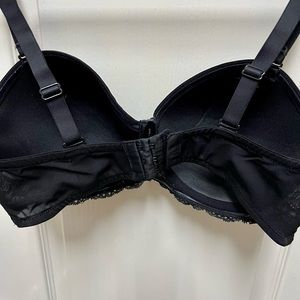 Like New Adjustable Bra